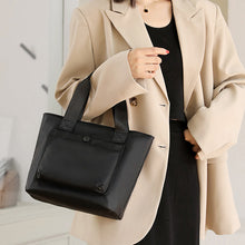 Laden Sie das Bild in den Galerie-Viewer, Leichte wasserdichte Umhängetasche aus Nylon mit großem Fassungsvermögen