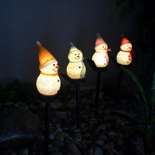 Laden Sie das Bild in den Galerie-Viewer, Super süße wasserdichte Solarenergie Schneemann Lampe