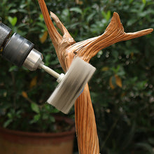 Laden Sie das Bild in den Galerie-Viewer, Polierbürste aus Stahldraht mit Griff