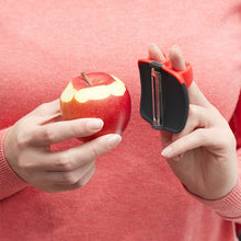 Laden Sie das Bild in den Galerie-Viewer, Kreatives Mini-Schälmesser