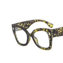Laden Sie das Bild in den Galerie-Viewer, Vintage Brillengestell mit großem Rahmen