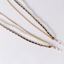 Laden Sie das Bild in den Galerie-Viewer, Stilvolle multifunktionale Brillenkette aus Legierung