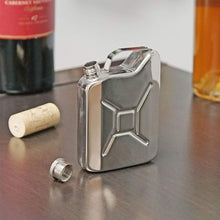 Laden Sie das Bild in den Galerie-Viewer, Tragbare Whiskeyflasche