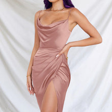 Laden Sie das Bild in den Galerie-Viewer, Sexy Plissiertes Rückenfreies Unregelmäßiges Kleid für Damen