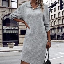 Laden Sie das Bild in den Galerie-Viewer, Einfarbiges Etuikleid mit langen Ärmeln und Reißverschluss
