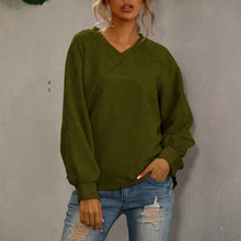 Laden Sie das Bild in den Galerie-Viewer, Einfarbiges Cord-T-Shirt