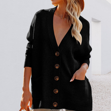 Laden Sie das Bild in den Galerie-Viewer, Einfarbige Strickjacke mit Tasche