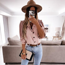 Laden Sie das Bild in den Galerie-Viewer, Geknöpftes Rüschenbluse