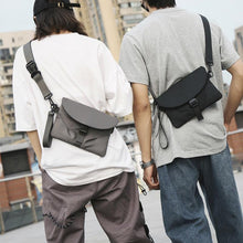 Laden Sie das Bild in den Galerie-Viewer, Minimalistische wasserdichte Umhängetasche