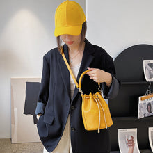 Laden Sie das Bild in den Galerie-Viewer, Modische lässige Handtasche mit Buchstaben