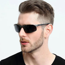 Laden Sie das Bild in den Galerie-Viewer, Selbsttönende Sonnenbrille mit blendfreien polarisierten Gläsern