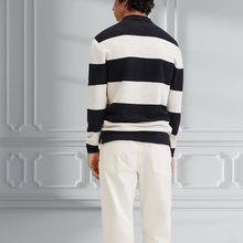 Laden Sie das Bild in den Galerie-Viewer, Lässiger Pullover mit Kontraststreifen und Halbknopf am Revers