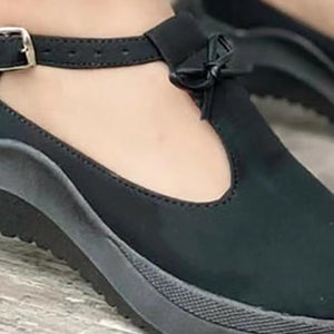 Einfarbige Sommersandalen Mit Schleife