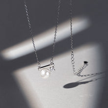 Laden Sie das Bild in den Galerie-Viewer, Halskette mit Perlenanhänger