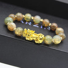 Laden Sie das Bild in den Galerie-Viewer, Pixiu 3D Obsidian Armband