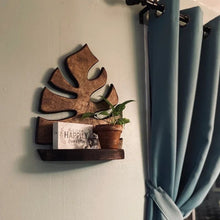 Laden Sie das Bild in den Galerie-Viewer, Monstera Wandregal Aus Holz