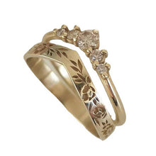 Laden Sie das Bild in den Galerie-Viewer, Einfacher V-förmiger Diamantgirlandenring