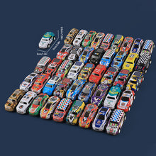 Laden Sie das Bild in den Galerie-Viewer, Mini-Blechauto aus Legierung