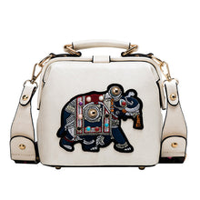 Laden Sie das Bild in den Galerie-Viewer, Modische bestickte Umhängetasche mit breitem Riemen