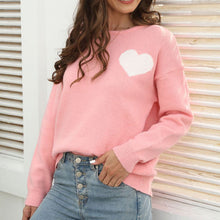 Laden Sie das Bild in den Galerie-Viewer, Damen Pullover mit Liebesmuster