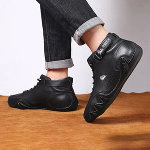 Modische einfarbige Martin-Stiefel