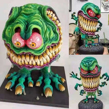 Laden Sie das Bild in den Galerie-Viewer, Wütende Monsterstatue