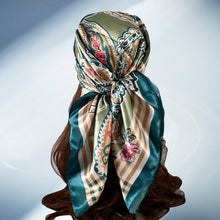 Laden Sie das Bild in den Galerie-Viewer, Neuer Trendiger Bedruckter Seidenschal