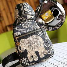 Laden Sie das Bild in den Galerie-Viewer, Kleine Umhängetasche Im Sportlichen Stil