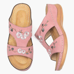 Damen handgemachte lässige hohle Blumensandalen