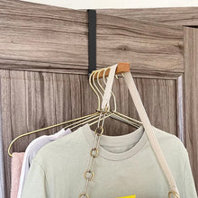 Laden Sie das Bild in den Galerie-Viewer, Türhaken aus Massivholz