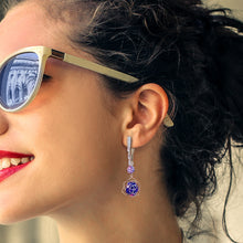 Laden Sie das Bild in den Galerie-Viewer, Hohle Rosenohrringe