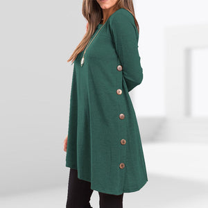 Kleid mit seitlichen Knöpfen