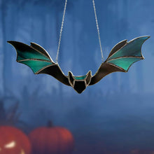 Laden Sie das Bild in den Galerie-Viewer, Halloween Fledermaus Buntglas Fensterbehänge