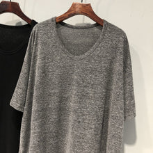Laden Sie das Bild in den Galerie-Viewer, Einfaches T-Shirt mit U-Ausschnitt in Übergröße