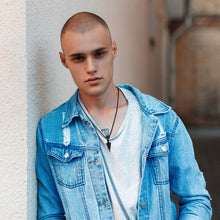 Laden Sie das Bild in den Galerie-Viewer, Kreative Herrenhalskette aus Legierung mit Speerspitze