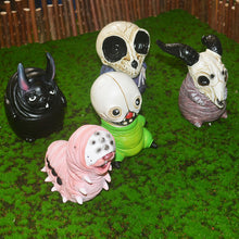 Laden Sie das Bild in den Galerie-Viewer, Halloween Totenkopf Insekt Dekoration
