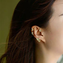 Laden Sie das Bild in den Galerie-Viewer, Halbmondförmige Schmetterling Ohrringe