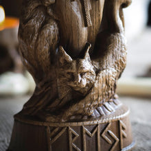Laden Sie das Bild in den Galerie-Viewer, Mythische Held-Harz-Statue