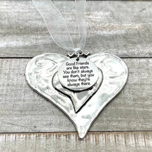 Laden Sie das Bild in den Galerie-Viewer, Liebesanhänger aus Metall