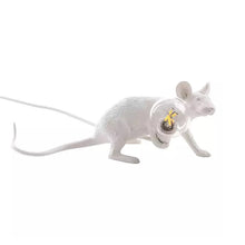 Laden Sie das Bild in den Galerie-Viewer, Tischlampe in Mausform