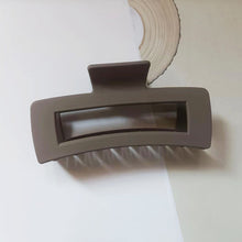 Laden Sie das Bild in den Galerie-Viewer, Klassische quadratische Haarkrallen