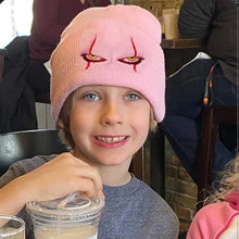 Laden Sie das Bild in den Galerie-Viewer, Clown-Augen Warme Strickmütze