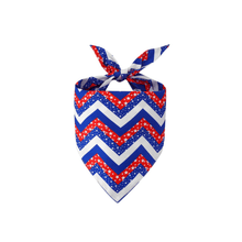 Laden Sie das Bild in den Galerie-Viewer, Waschbares weiches Haustier Dreieckstuch