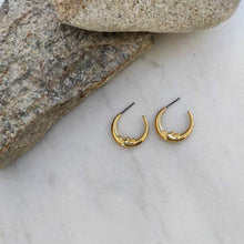 Laden Sie das Bild in den Galerie-Viewer, Kreative Mond-Ohrringe