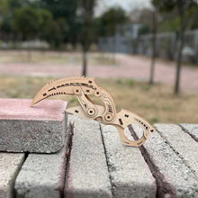 Laden Sie das Bild in den Galerie-Viewer, Faltendes dreidimensionales Messermodellspielzeug