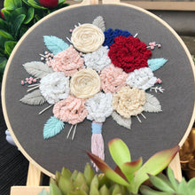 Laden Sie das Bild in den Galerie-Viewer, Handgemachte kreative DIY-Blumenstickerei