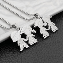Laden Sie das Bild in den Galerie-Viewer, Junge und Mädchen Halskette Anhänger