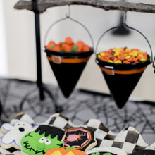 Laden Sie das Bild in den Galerie-Viewer, Halloween Hexe Besenständer