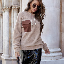 Laden Sie das Bild in den Galerie-Viewer, Plüsch-Sweatshirt mit Rundhalsausschnitt und Taschen