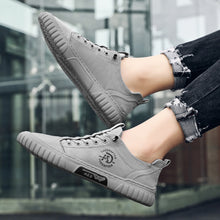 Laden Sie das Bild in den Galerie-Viewer, Atmungsaktive einfache Freizeitschuhe